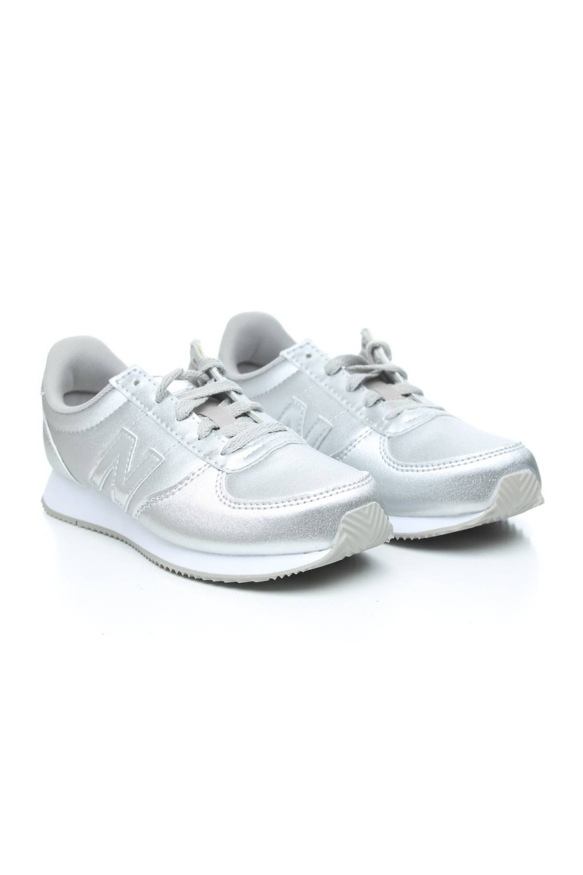 Детски маратонки New Balance3