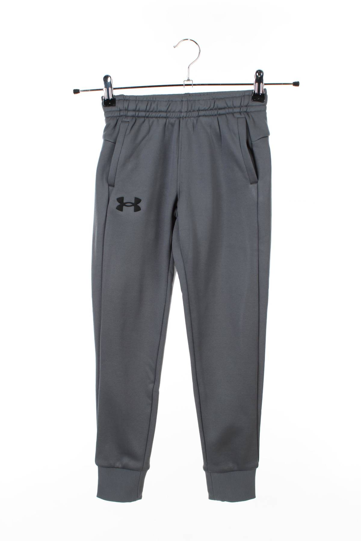 Детско долнище Under Armour1