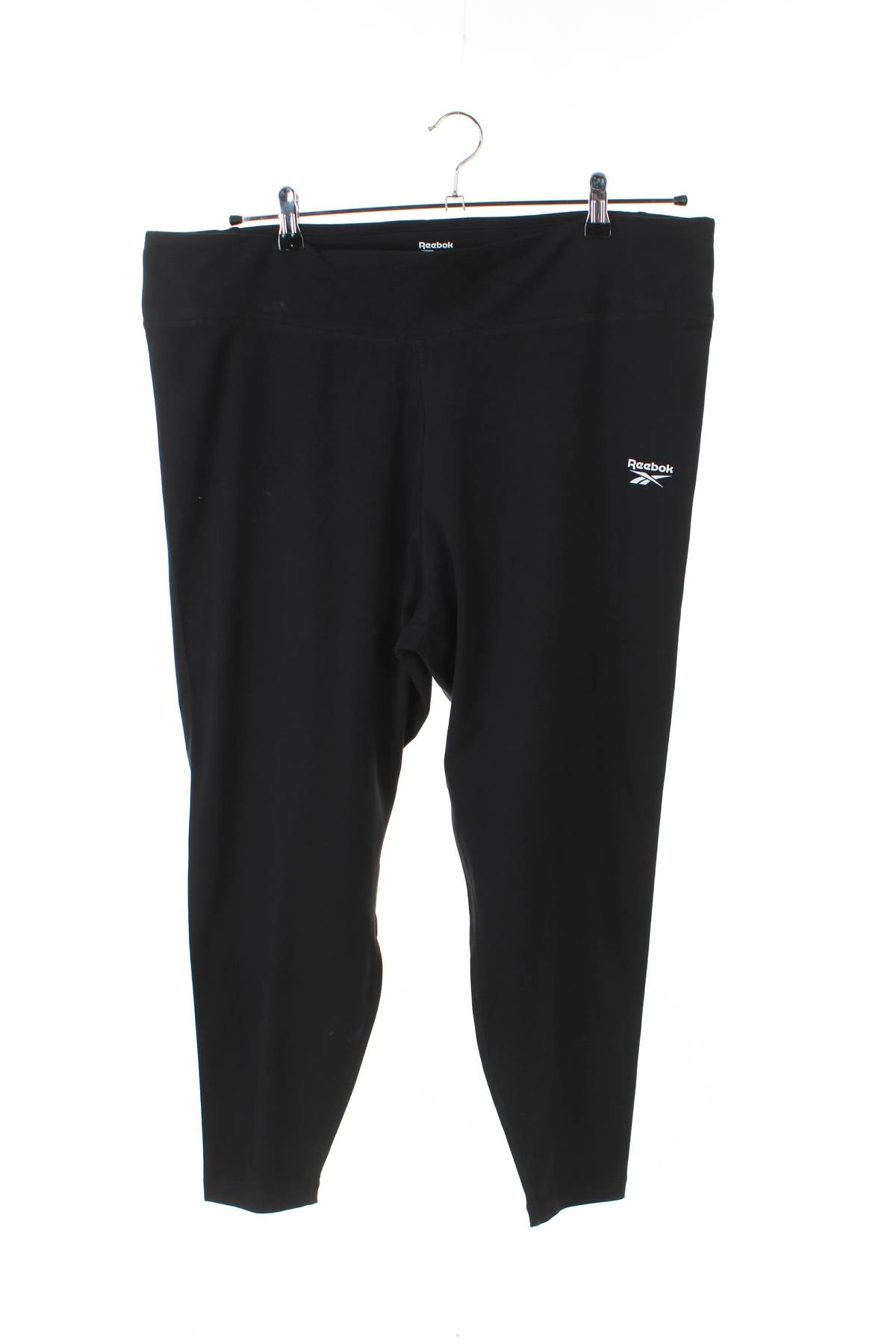 Дамски спортен клин Reebok1