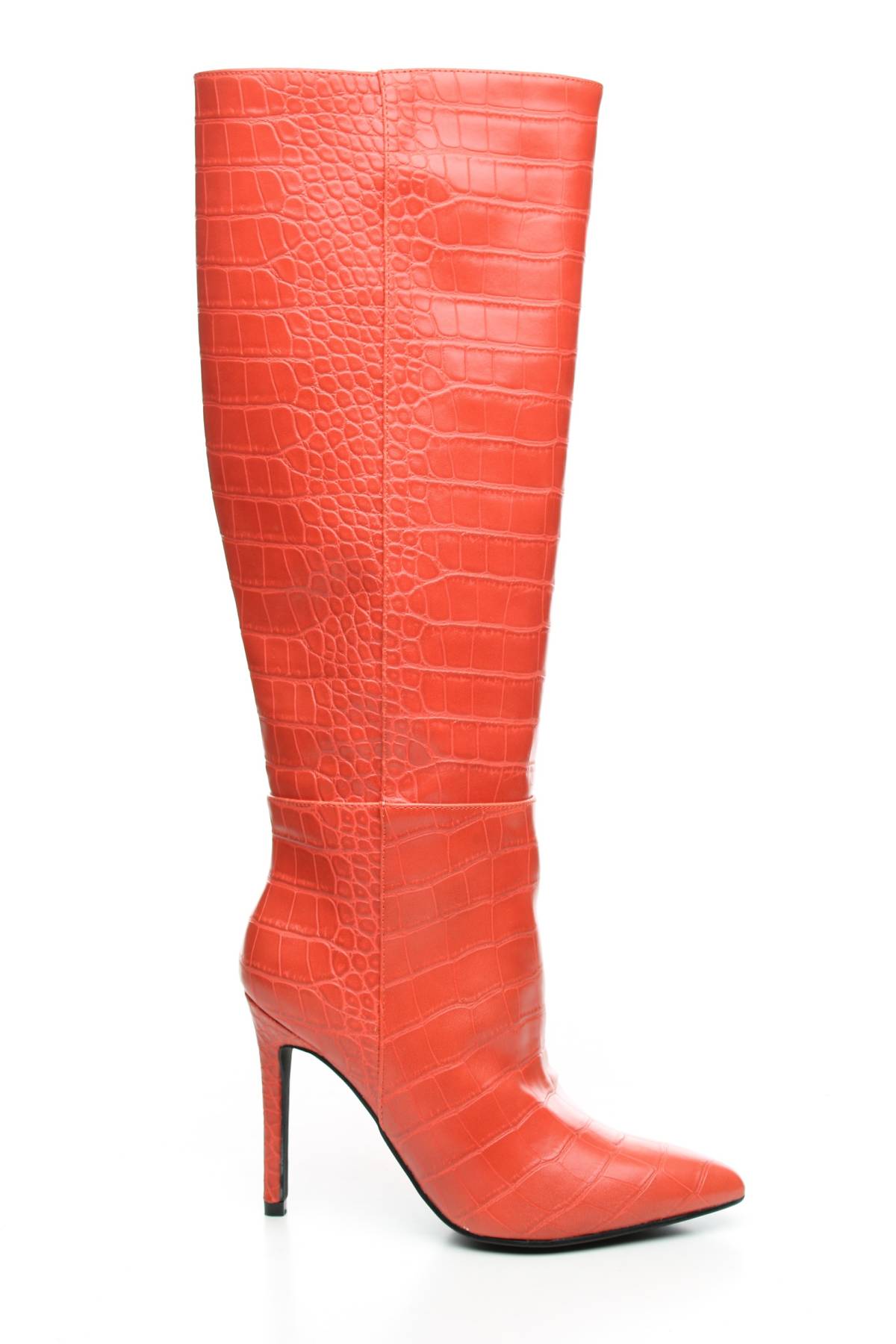 Дамски ботуши Guess1