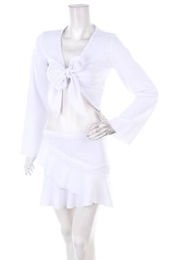 Дамски костюм Boohoo1 - Contour.bg Дамски костюм Boohoo1