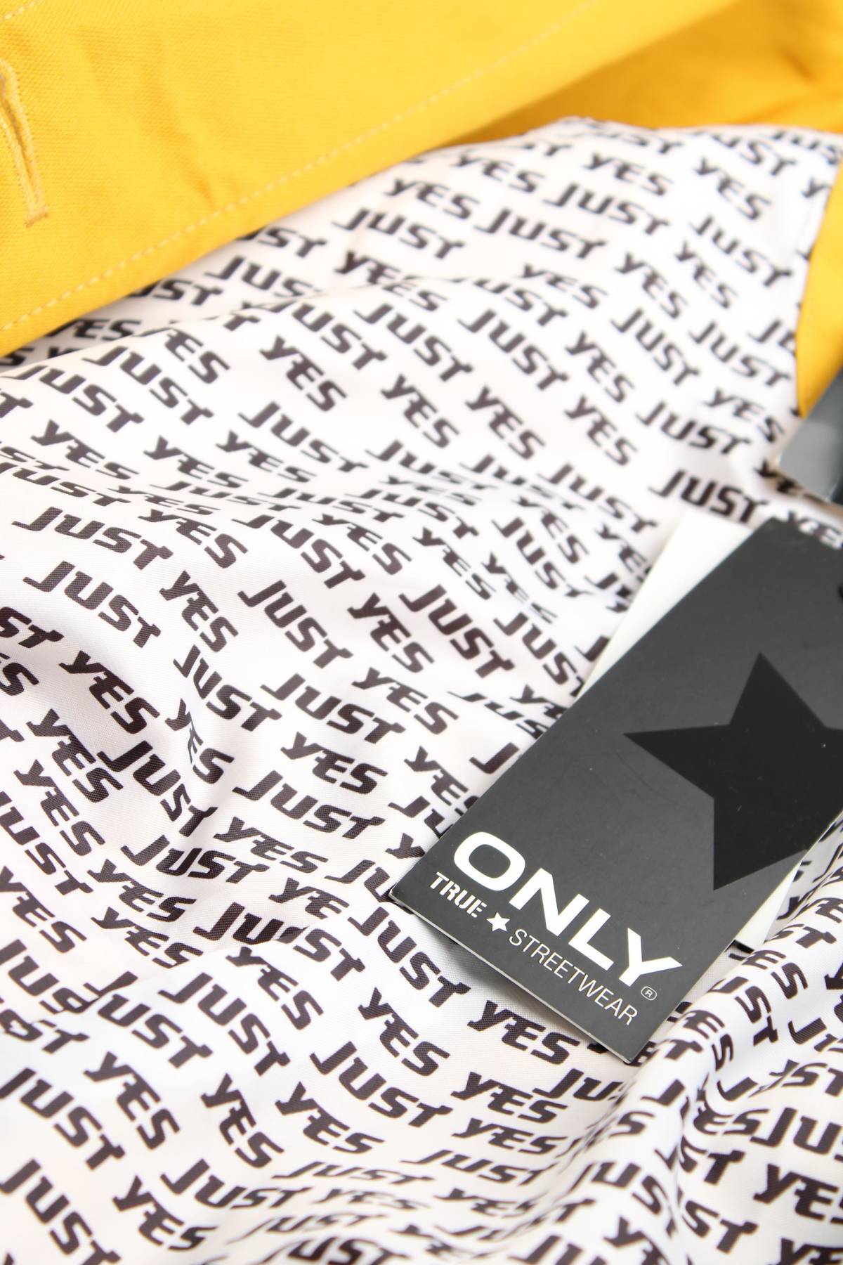 Γυναικείο μπουφάν Only4