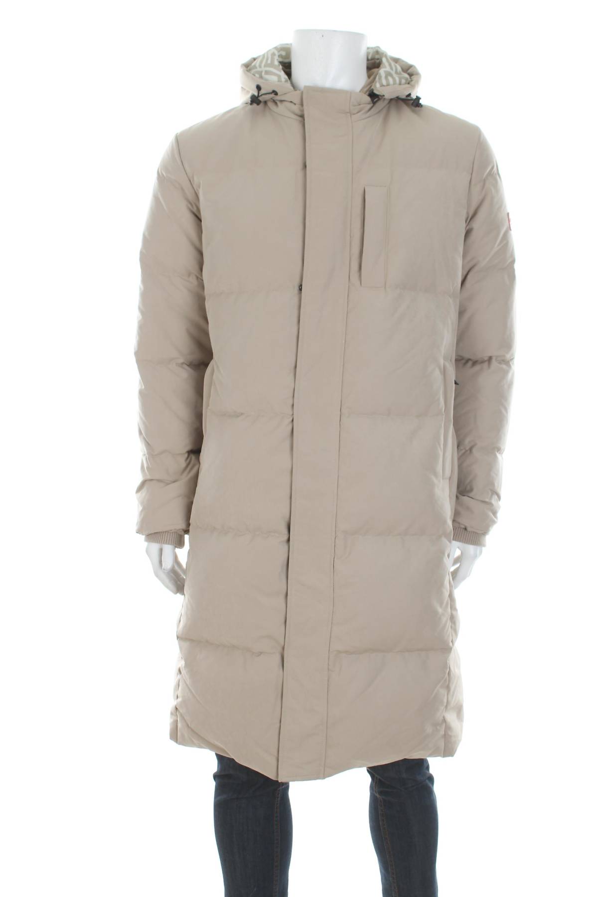 Мъжко яке Guess1 - Contour.bg Мъжко яке Guess1