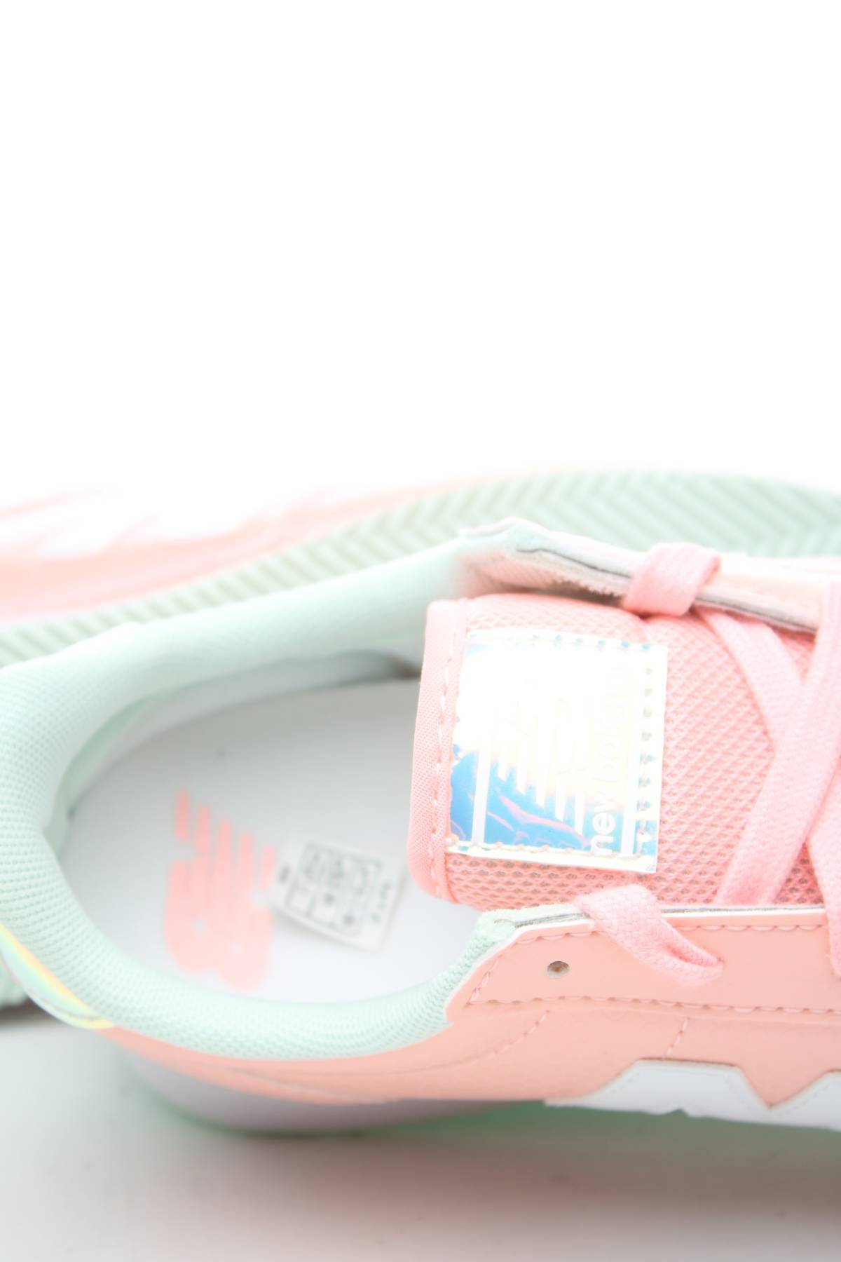 Παιδικά αθλήτικα παπούτσια New Balance5