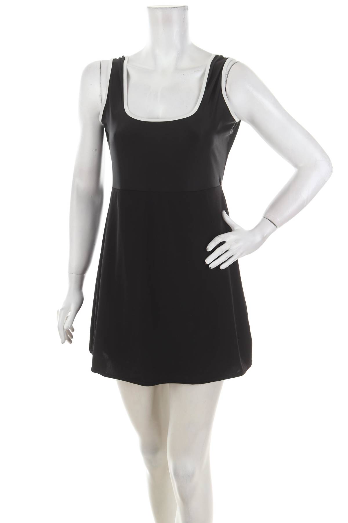 Дамски гащеризон Boohoo1 - Contour.bg Дамски гащеризон Boohoo1