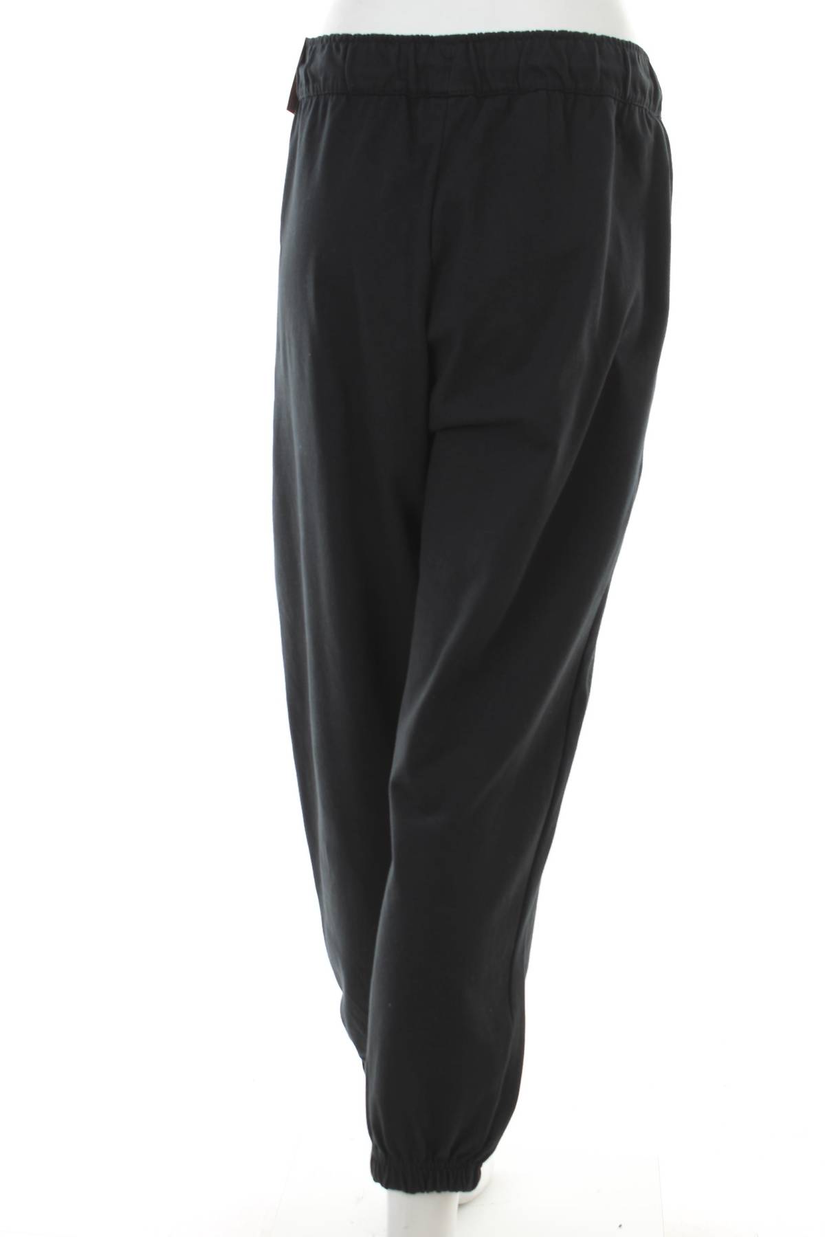 Дамско спортно долнище Nike2