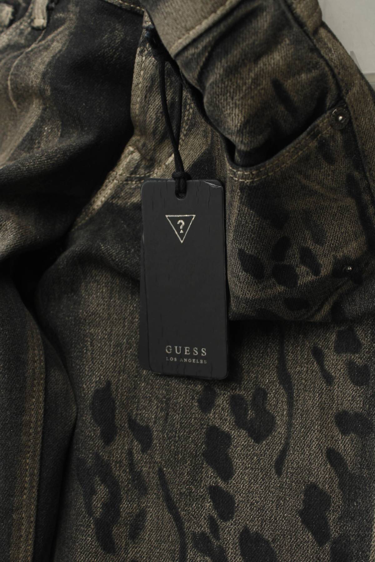 Дамски дънки Guess3 - Contour.bg Дамски дънки Guess3