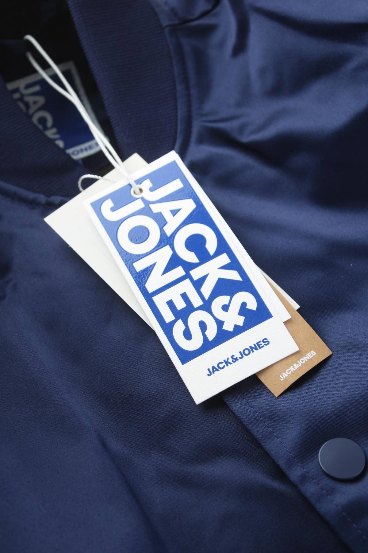 Παιδικό μπουφάν Jack & Jones3