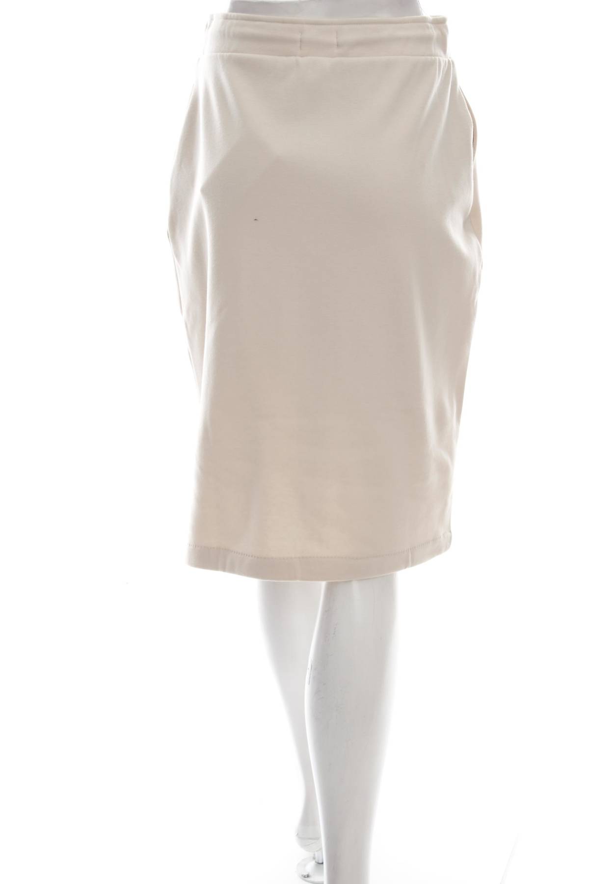 Домашно облекло Etam2