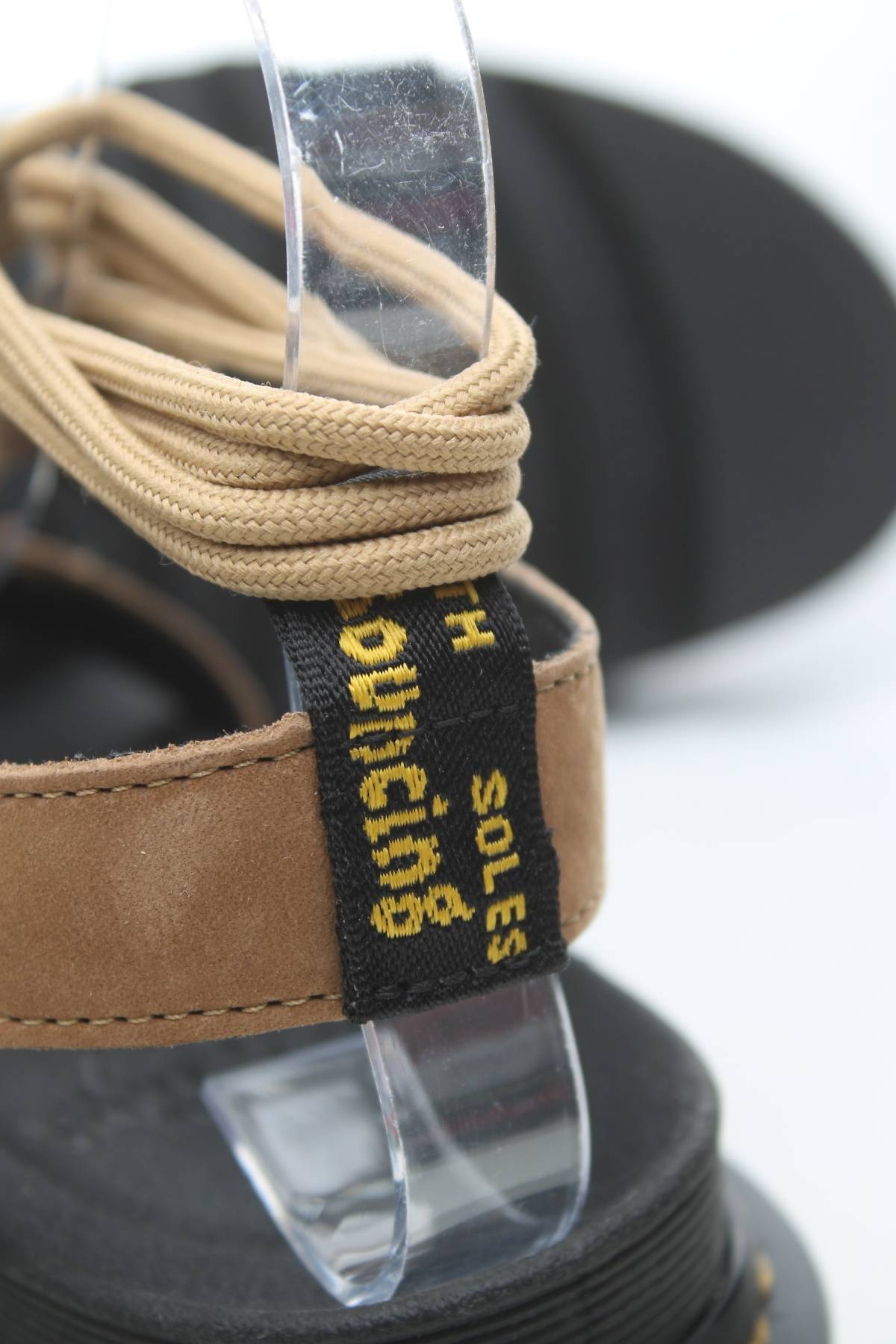 Σανδάλια Dr. Martens5