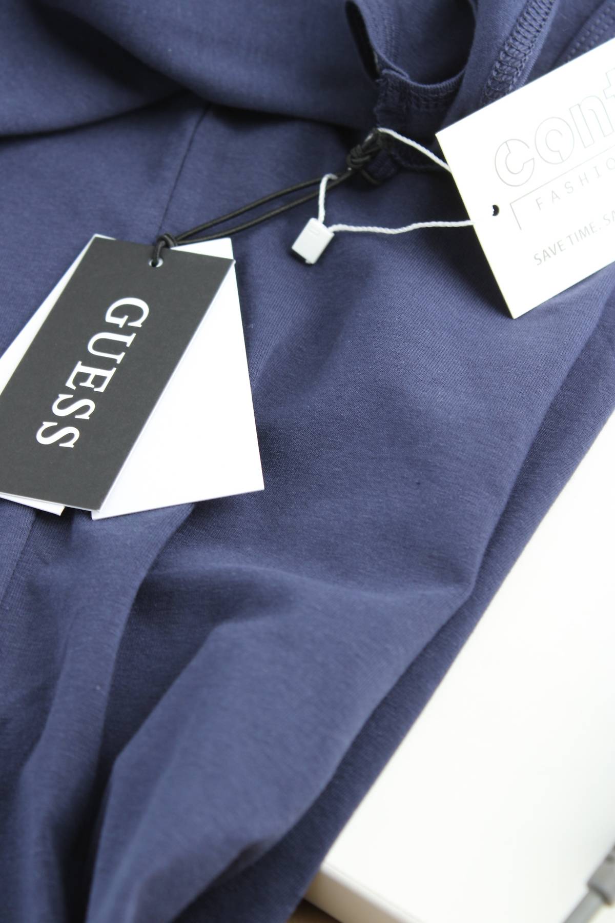 Ανδρικά φανελάκια Guess3