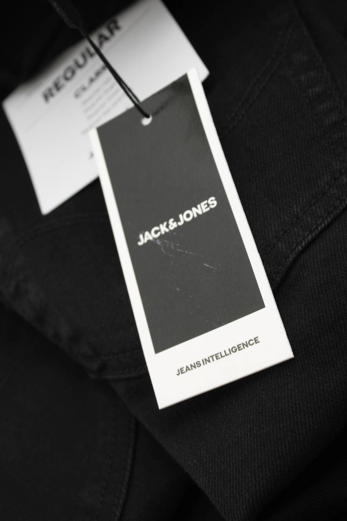 Мъжки дънки Jack & Jones3