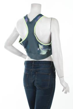 Спортен сутиен Reebok2