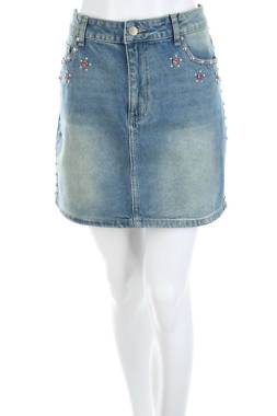 Φούστα Desigual1