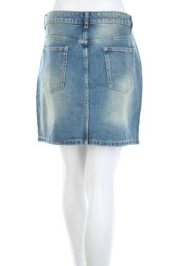 Φούστα Desigual2