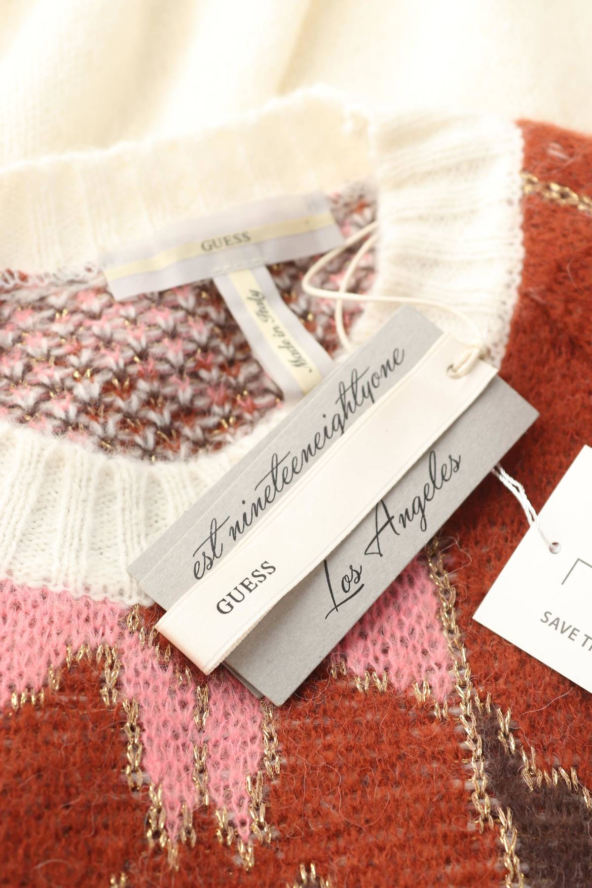 Дамски пуловер Guess3