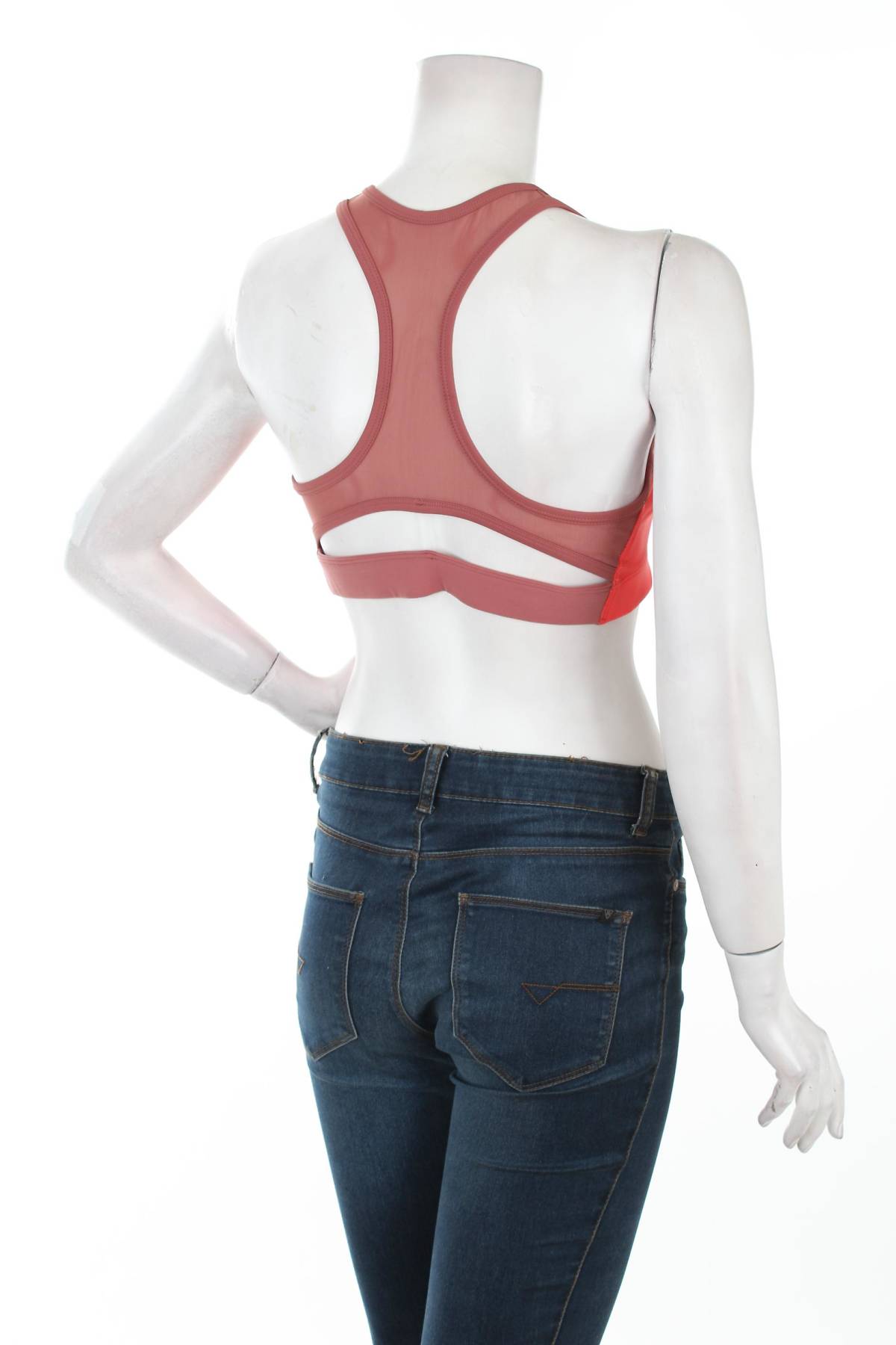 Спортен сутиен Reebok2