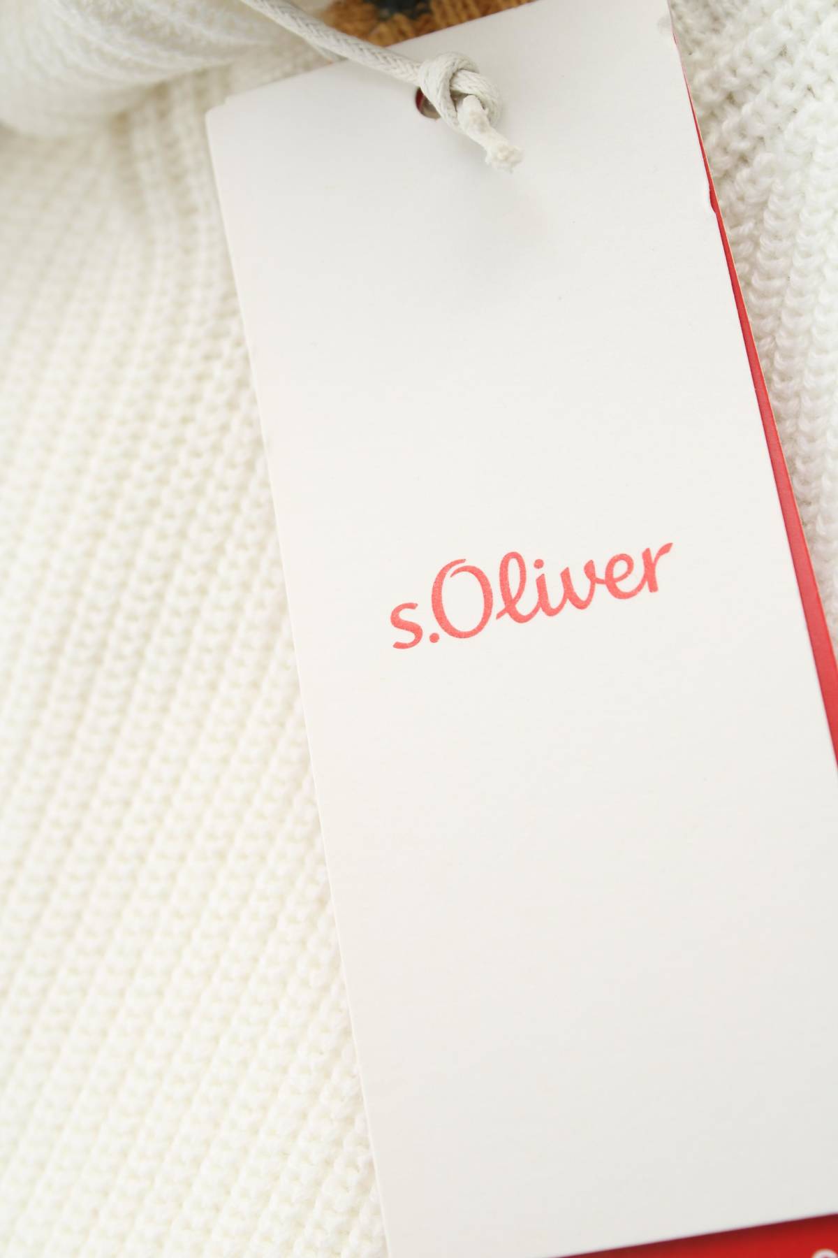 Пончо S.Oliver3 - Contour.bg Пончо S.Oliver3