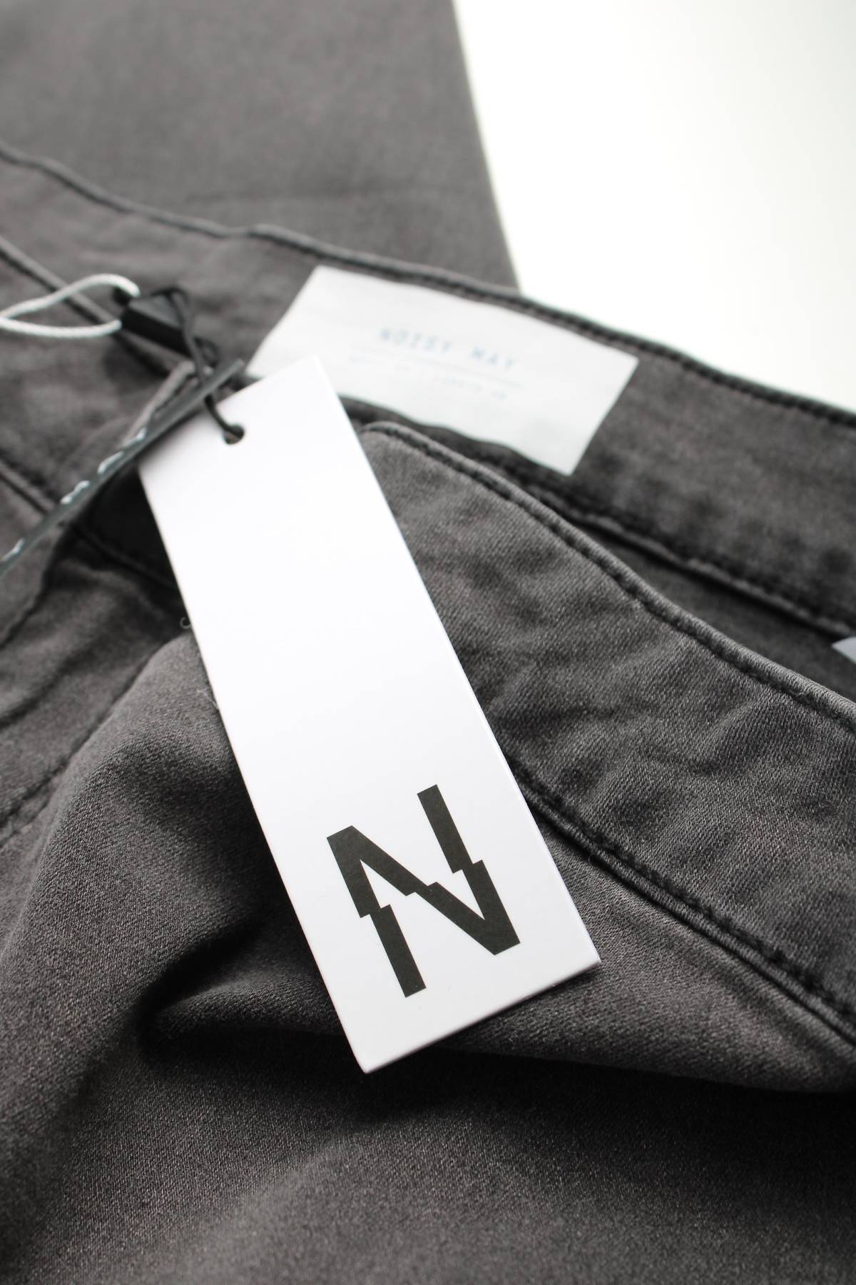 Γυναικεία τζιν Noisy May3 - Contourshop.gr Γυναικεία τζιν Noisy May3