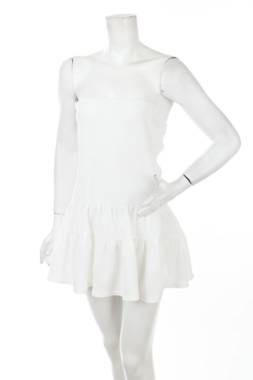 Φορέματα Boohoo1