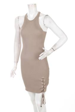 Φορέματα Guess1